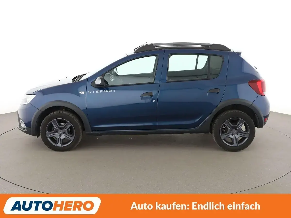 Gebraucht Dacia Sandero Prestige 90 PS (66 kW) 2017 Blau Kleinwagen