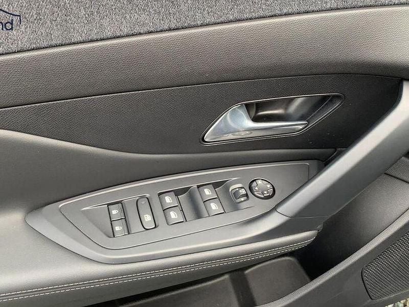 Gebraucht Peugeot 408 Allure 181 PS (133 kW) 2024 Grau Limousine