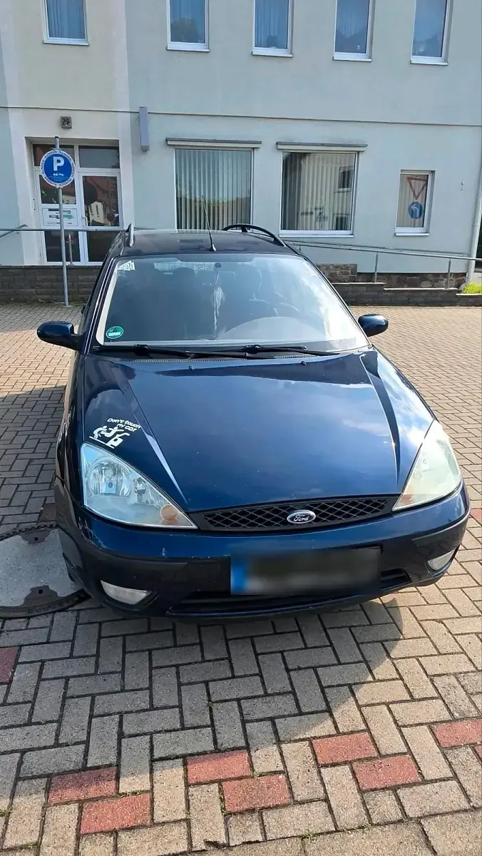 Gebraucht Ford Focus 116 PS (85 kW) 2004 Blau Kombi