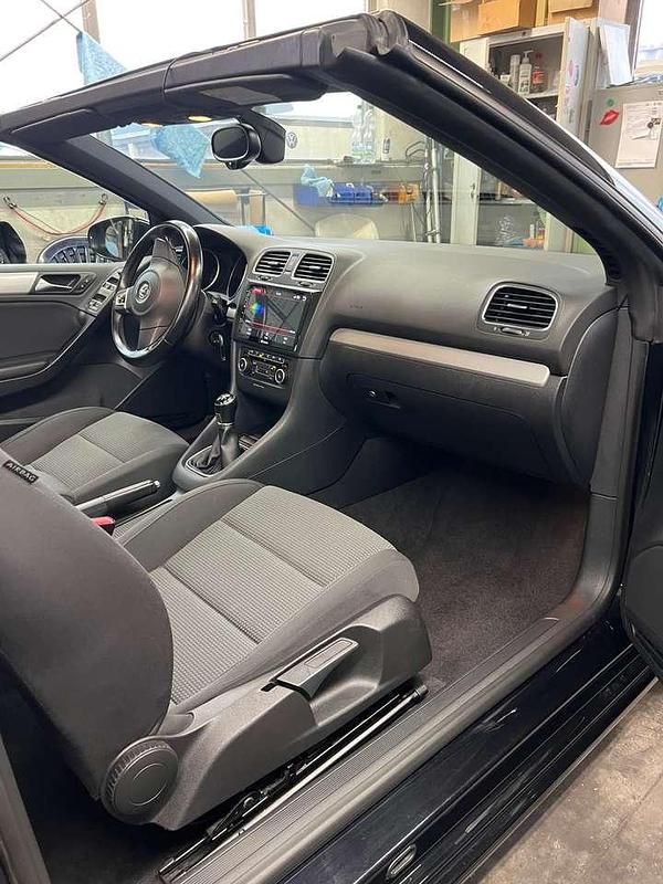 Gebraucht VW Golf Cabriolet 122 PS (89 kW) 2012 Schwarz Cabrio