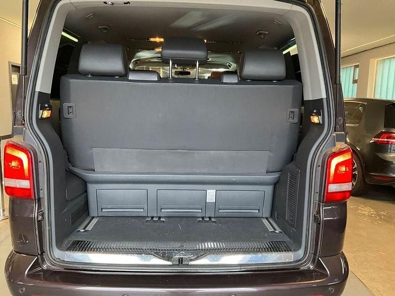 Gebraucht VW Multivan Highline 179 PS (131 kW) 2012 Braun Van