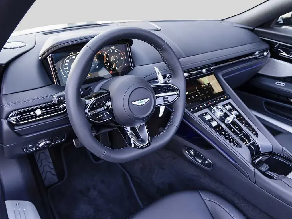 Neu Aston Martin DB12 680 PS (500 kW) 2026 Titanium grey Cabrio