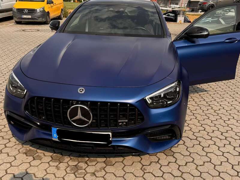 Blau Gebraucht 2021 Mercedes E63S AMG AMG Limousine | 82.900 € (Guter Preis) - Bild 1/4