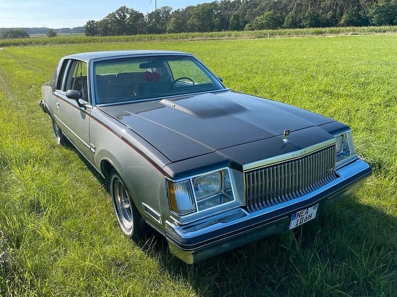 Grau Gebraucht 1979 Chevrolet Coupé Sport Coupé | 13.200 € - Bild 1/4