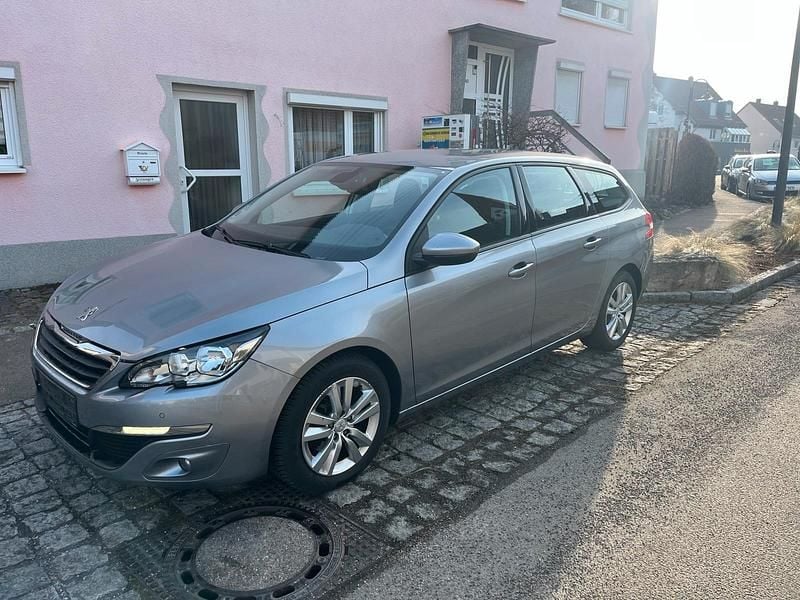 Gebraucht Peugeot 308 SW 131 PS (96 kW) 2015 Grau Kombi