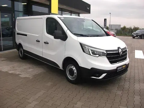 Neu Renault Trafic Komfort 131 PS (96 kW) 2025 Weiß (arktisweiß) Van / Kleinbus