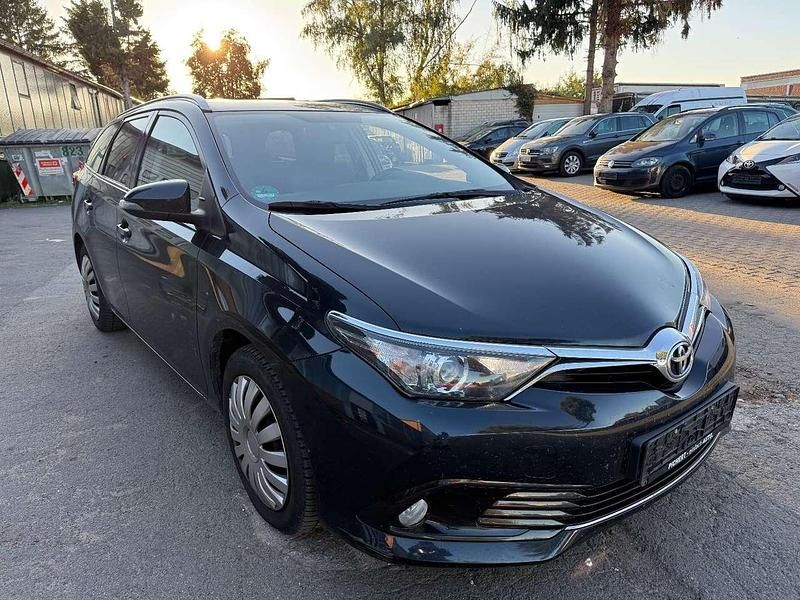 Schwarz Gebraucht 2016 Toyota Auris Kombi | 8.900 € (Guter Preis) - Bild 1/4