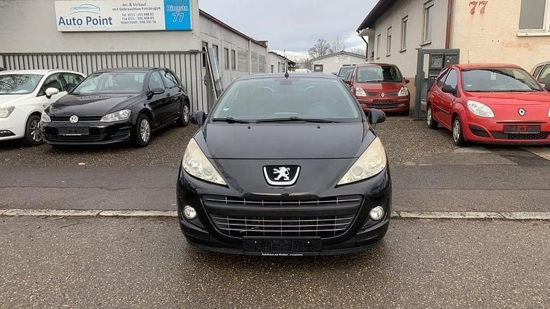 Gebraucht Peugeot 207 CC Roland Garros 156 PS (114 kW) 2010 Schwarz Cabrio