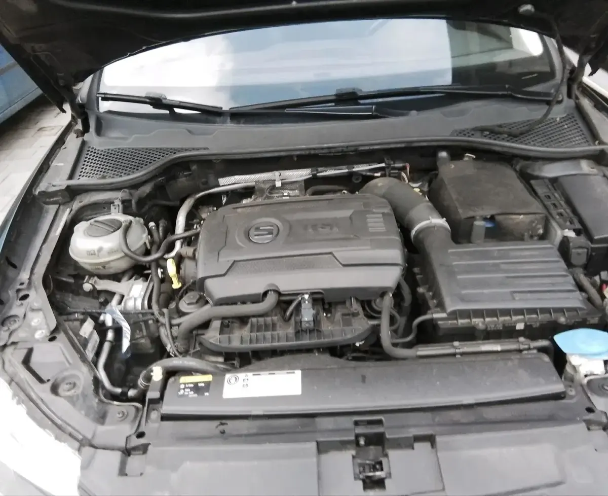 Gebraucht Seat Leon FR 180 PS (132 kW) 2016 Schwarz Limousine
