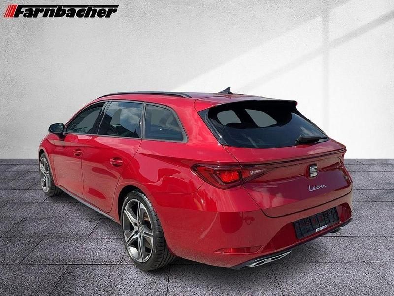 Gebraucht Seat Leon FR 190 PS (139 kW) 2023 "desire" rot Limousine