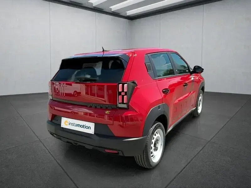 Gebraucht Fiat Grande Panda Red 83 kW (113 PS) 2025 Rot Kleinwagen