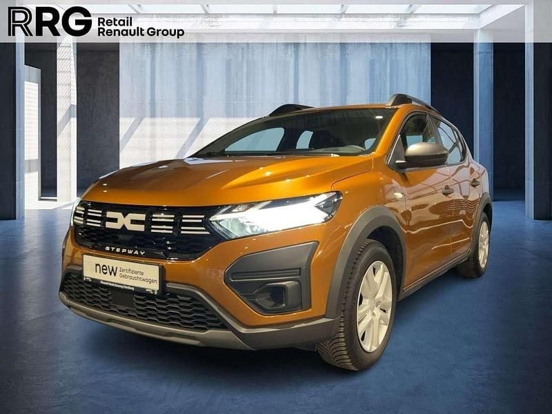 Orange Gebraucht 2024 Dacia Sandero Essentiel Limousine | 14.990 € (Fairer Preis) - Bild 1/3