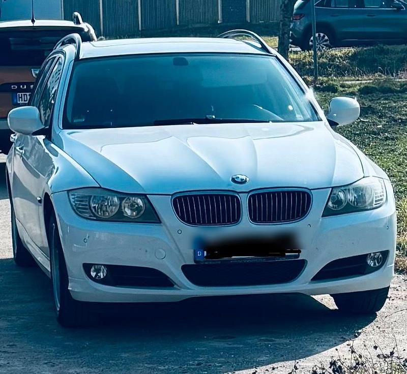 Gebraucht BMW 320 184 PS (135 kW) 2008 Weiß Kombi