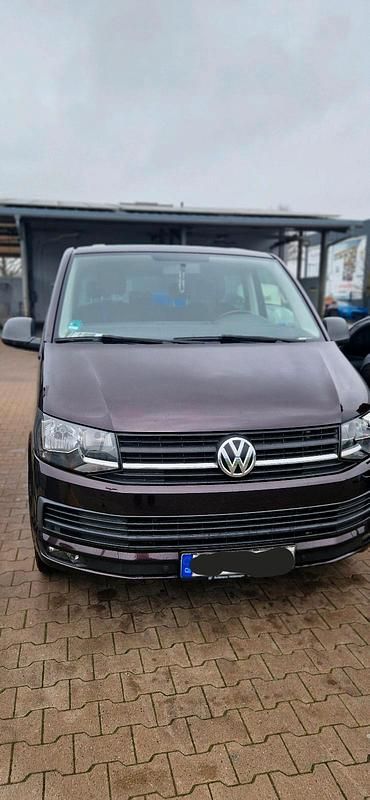Violet Gebraucht 2016 VW Multivan Van | 22.250 € (Superpreis) - Bild 1/4
