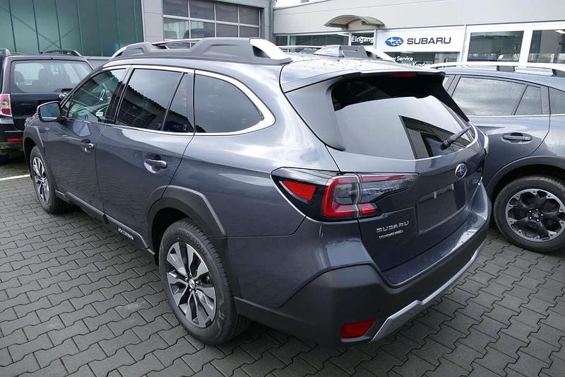 Neu Subaru Outback Platinum 169 PS (124 kW) 2026 Magnetite grey metallic Kombi