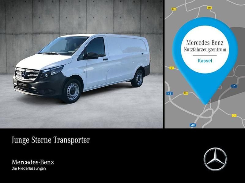 Weiß Gebraucht 2024 Mercedes Vito Van | 37.818 € (Teuer) - Bild 1/4