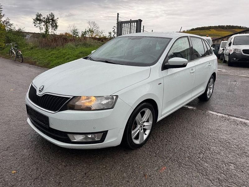 Weiß Gebraucht 2017 Skoda Rapid Drive Limousine | 6.199 € (Fairer Preis) - Bild 1/4