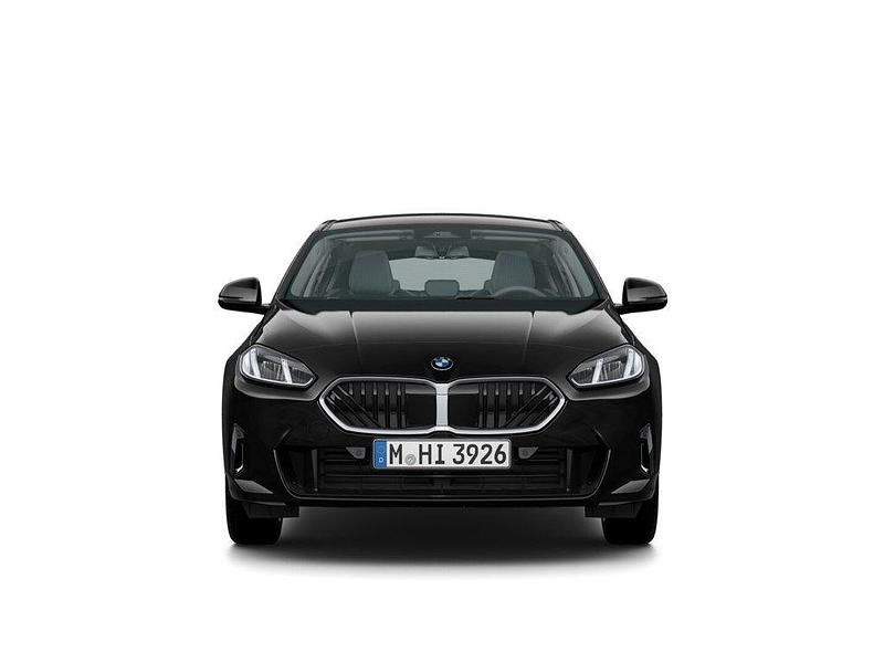 Neu BMW 120 Sport Line 156 PS (114 kW) 2025 Schwarz Kleinwagen