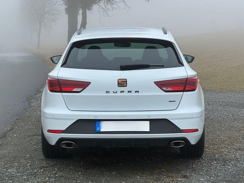 Gebraucht Seat Leon 4Drive 300 PS (220 kW) 2020 Weiß Kombi