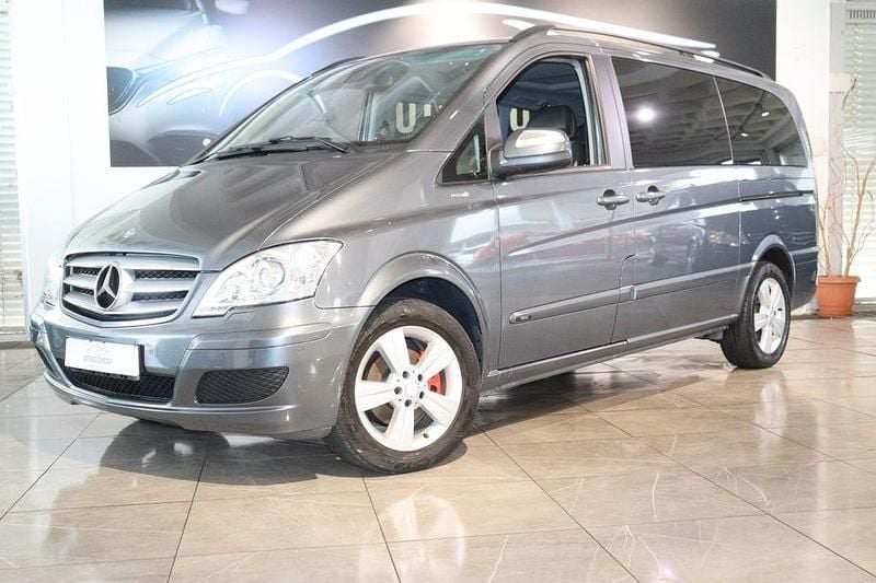 Grau Gebraucht 2011 Mercedes Viano Van / Kleinbus | 14.900 € (Fairer Preis) - Bild 1/4