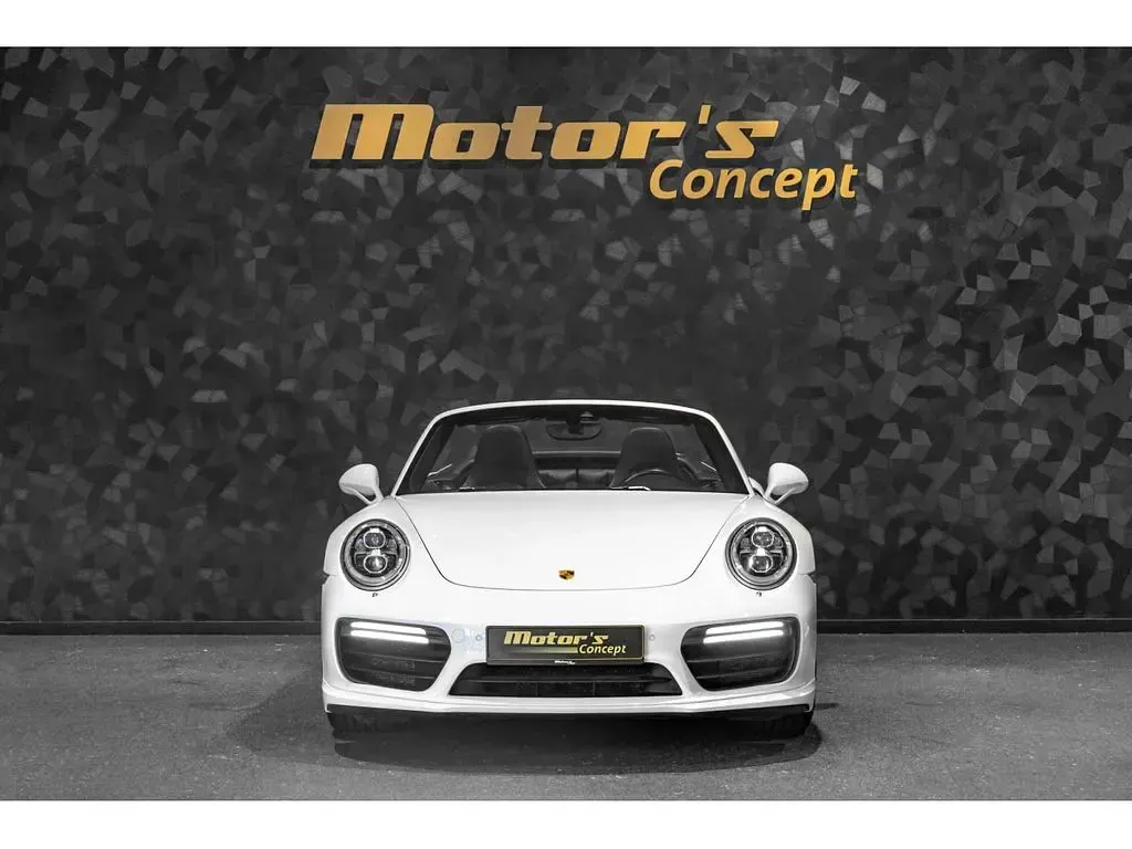 Begagnad Porsche 991 581 HK (427 kW) 2016 Beige Cab