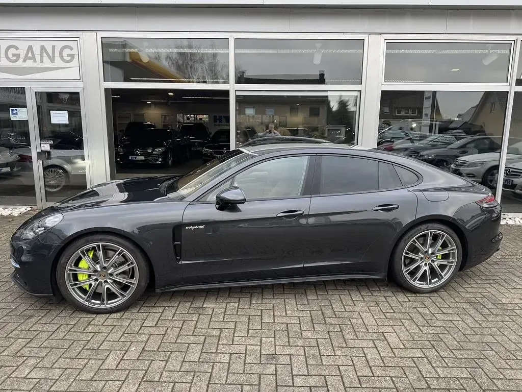 Gebraucht Porsche Panamera 4 462 PS (339 kW) 2019 Grau Kleinwagen