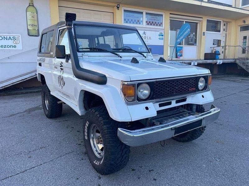 Gebraucht Toyota Land Cruiser 86 PS (63 kW) 1989 Weiß SUV