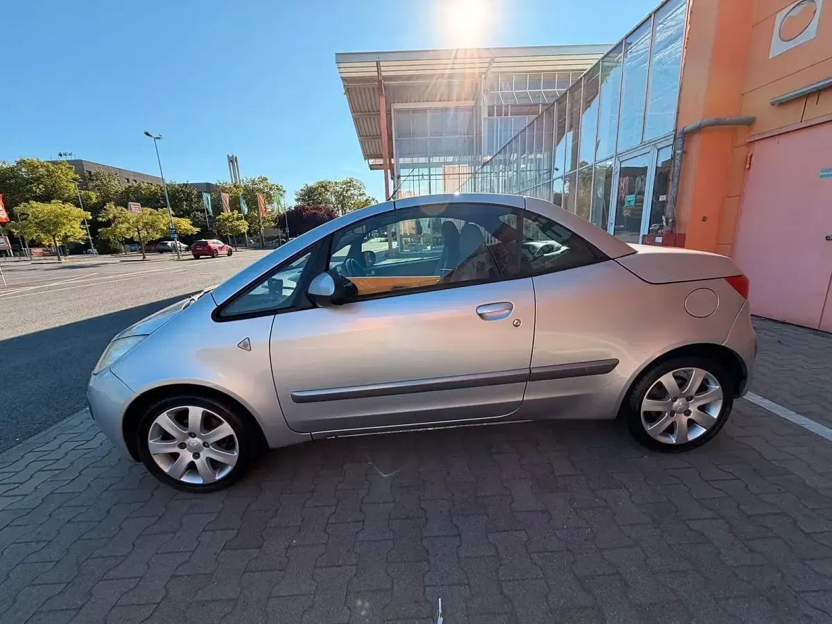 Gebraucht Mitsubishi Colt 109 PS (80 kW) 2009 Grau Kleinwagen