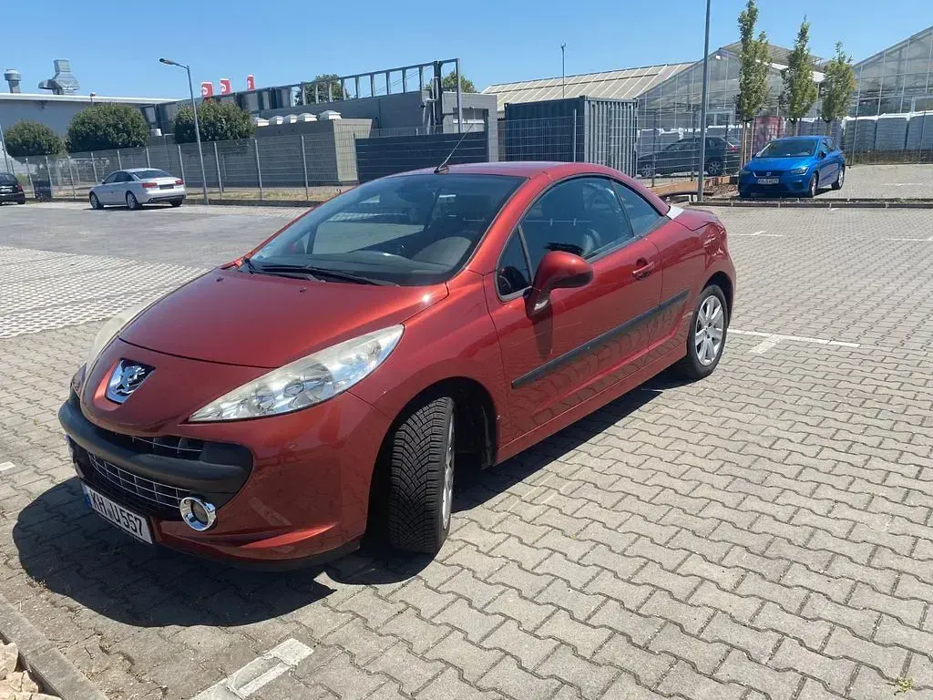 Gebraucht Peugeot 207 CC Platinum 120 PS (88 kW) 2007 Rot Cabrio