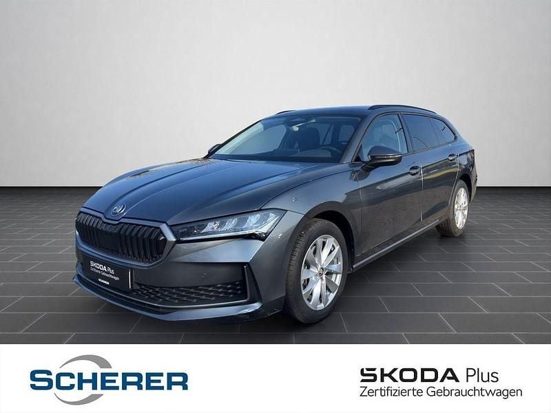 Gebraucht Skoda Superb Selection 150 PS (110 kW) 2025 Graphitegrau metallic Kombi