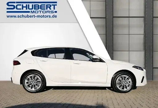 Gebraucht BMW 116 Performance 122 PS (89 kW) 2026 Weiß Kleinwagen