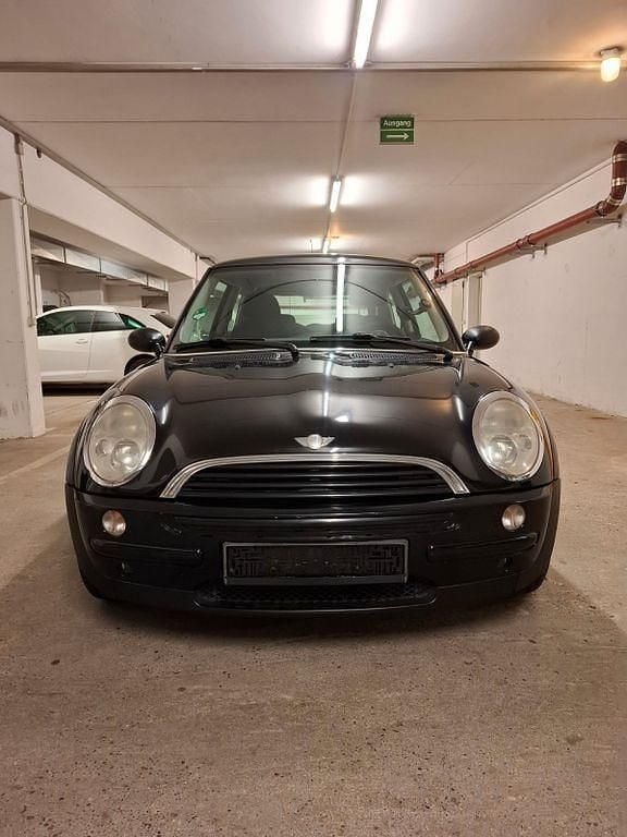 Gebraucht Mini ONE 90 PS (66 kW) 2004 Schwarz Kleinwagen