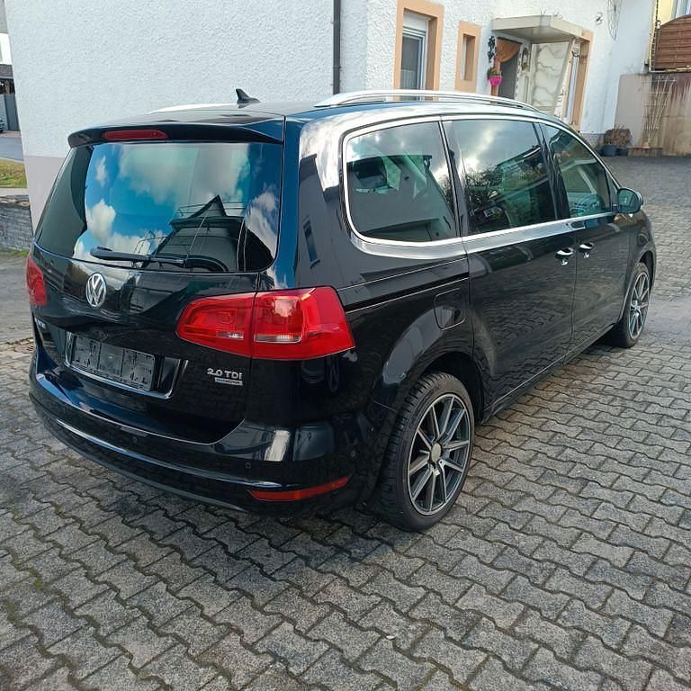 Gebraucht VW Sharan Highline 140 PS (102 kW) 2011 Schwarz Van / Kleinbus