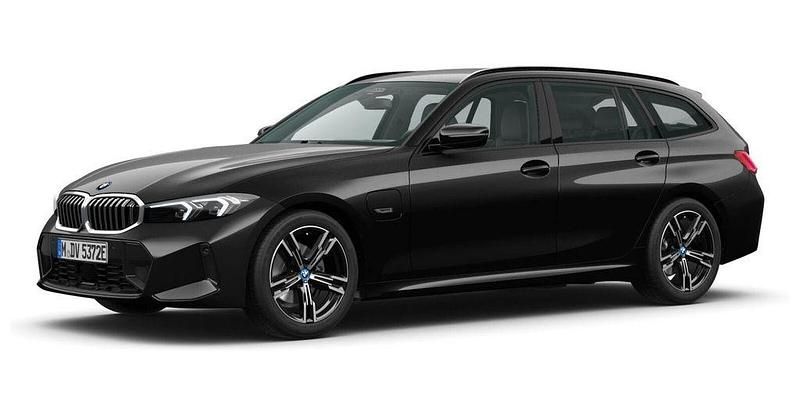 Gebraucht BMW 330e Shadowline 292 PS (214 kW) 2023 Schwarz Kombi