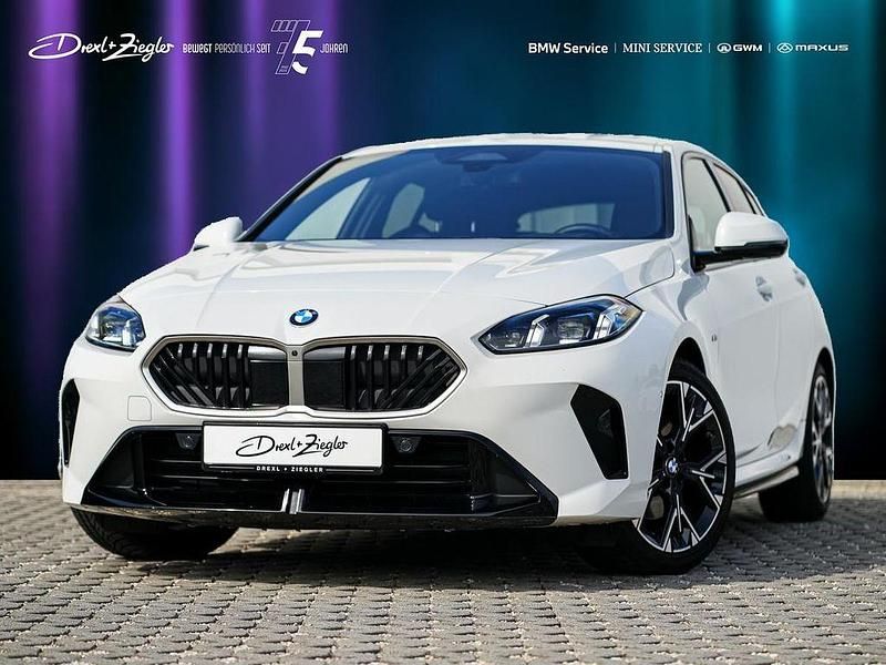 Alpinweiss uni Gebraucht 2025 BMW 120 M Sport Kleinwagen | 32.990 € (Guter Preis) - Bild 1/4