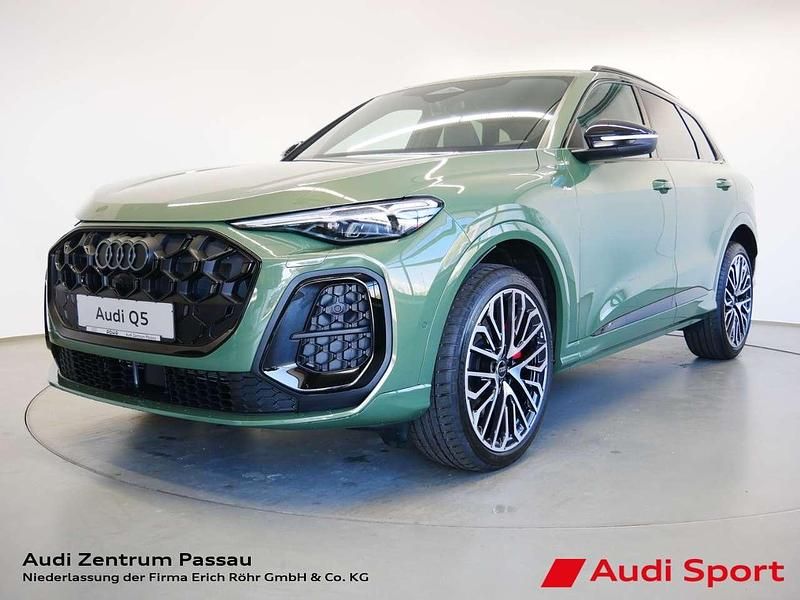 Distriktgrün metallic Gebraucht 2025 Audi Q5 S-Line SUV | 66.940 € (Fairer Preis) - Bild 1/4