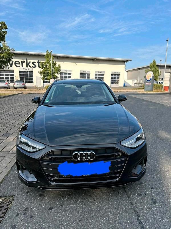 Schwarz Gebraucht 2020 Audi A4 Advanced Kombi | 23.900 € (Fairer Preis) - Bild 1/4