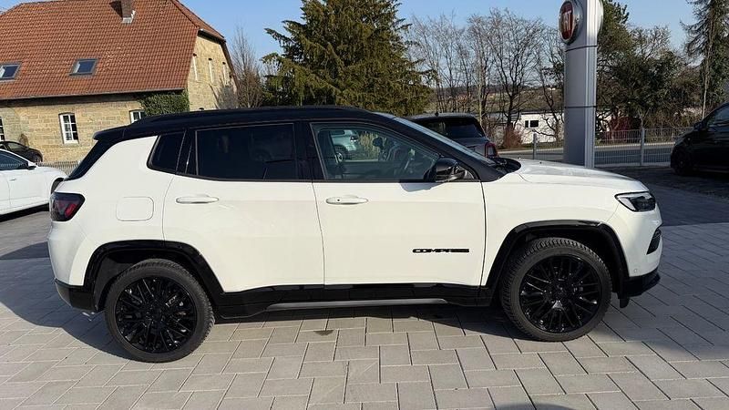 Gebraucht Jeep Compass 131 PS (96 kW) 2023 Weiß SUV