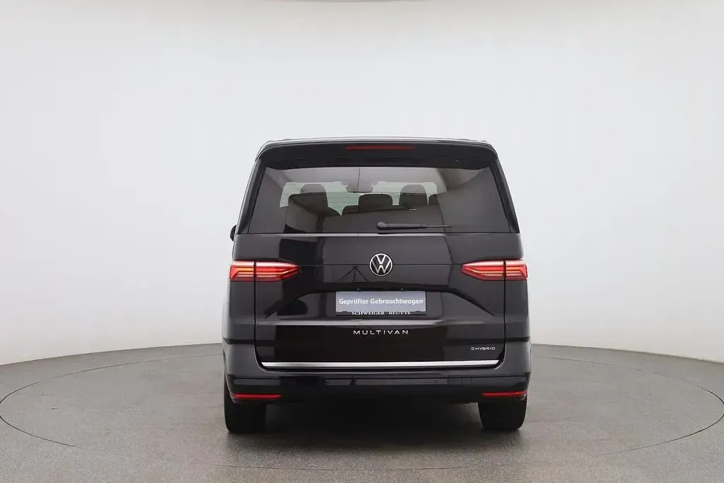Gebraucht VW Multivan Style 150 PS (110 kW) 2023 Schwarz Van / Kleinbus