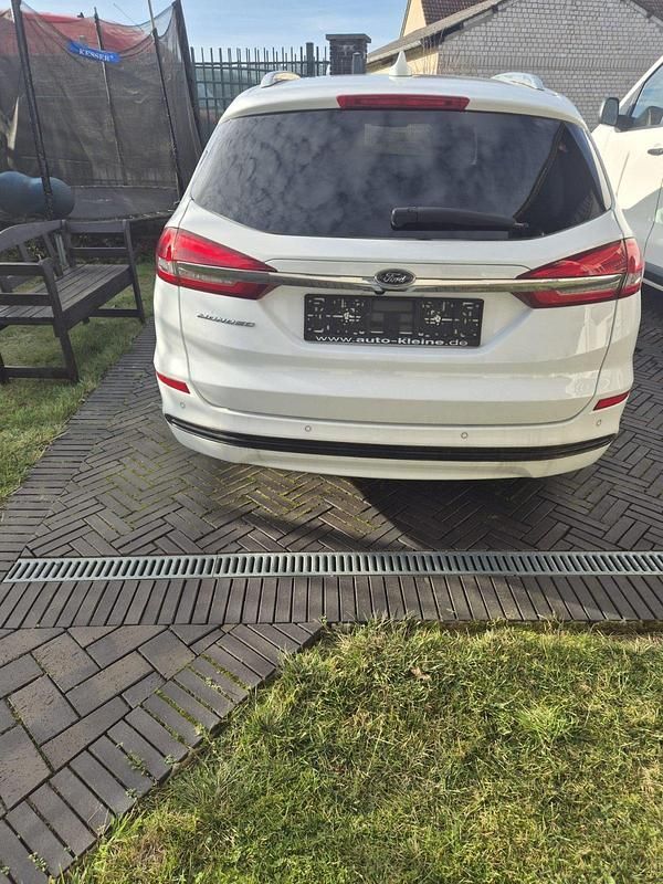 Gebraucht Ford Mondeo 140 PS (102 kW) 2020 Weiß Kombi