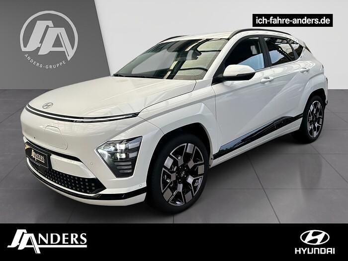 Serenity white Gebraucht 2024 Hyundai Kona Prime SUV | 33.224 € (Guter Preis) - Bild 1/3