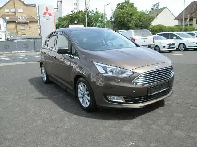 Gebraucht Ford C-MAX Titanium 125 PS (91 kW) 2017 Braun Van / Kleinbus
