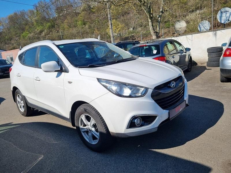 Gebraucht Hyundai ix35 183 PS (134 kW) 2012 Weiß SUV