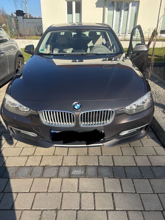 Braun Gebraucht 2012 BMW 320 Efficient Dynamics Limousine | 7.500 € (Superpreis) - Bild 1/4