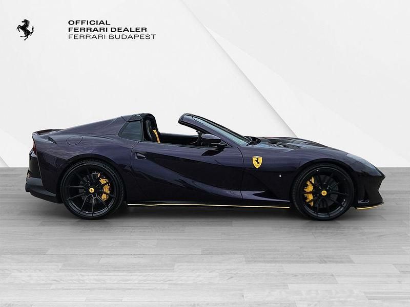 Second-hand Ferrari 812 799 CP (587 kW) 2023 Cabrio