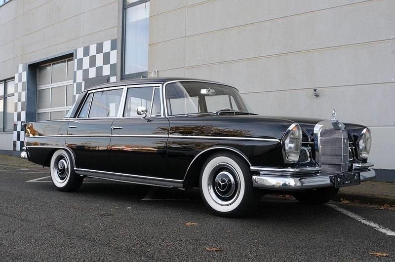 Gebraucht Mercedes 300 170 PS (125 kW) 1964 Schwarz Limousine