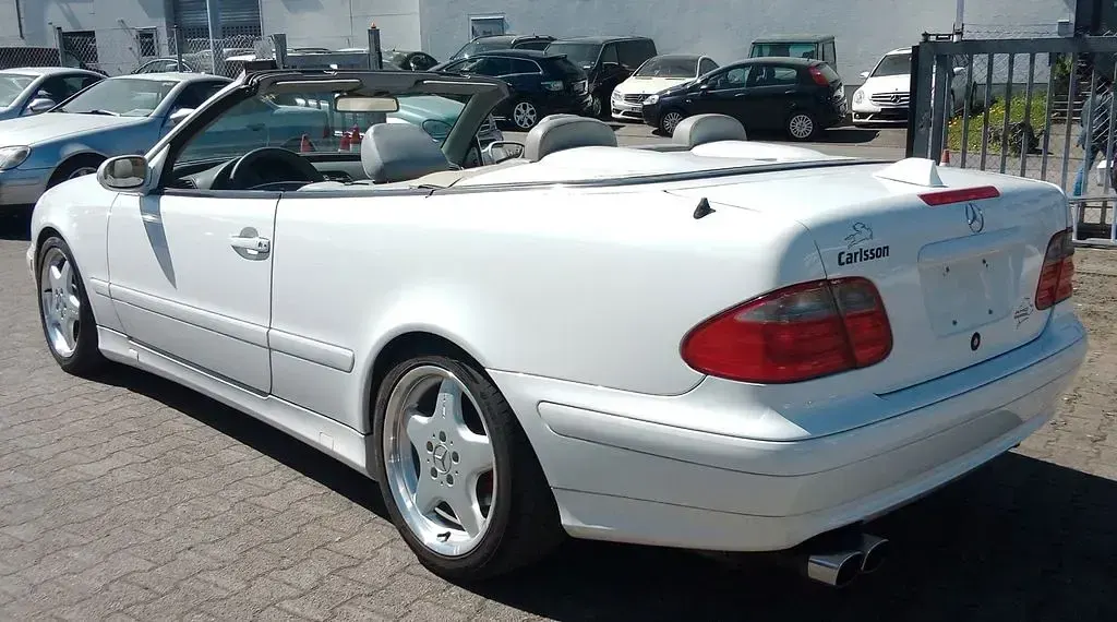 Gebraucht Mercedes CLK320 218 PS (160 kW) 2000 Weiß Cabrio