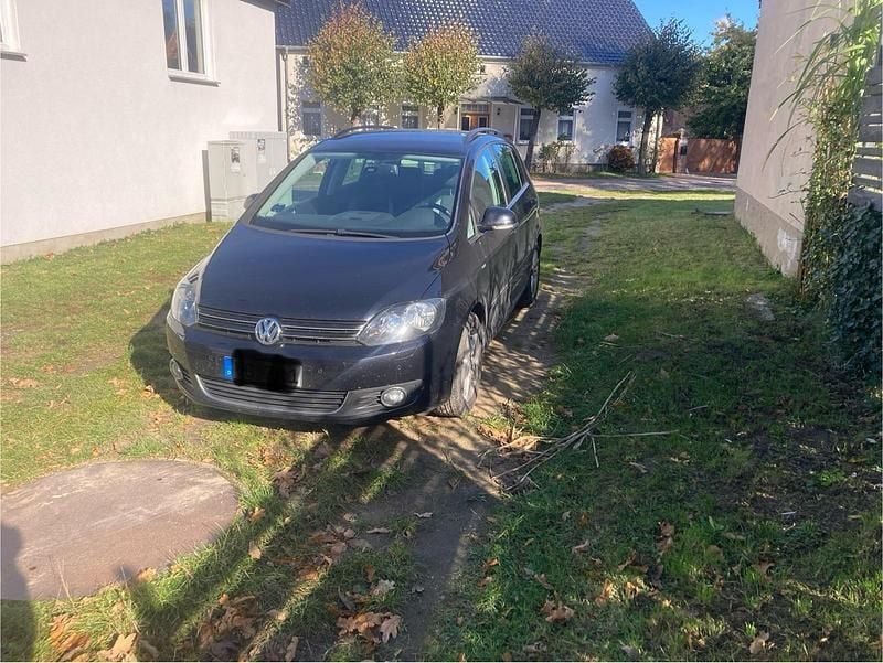 Schwarz Gebraucht 2013 VW Golf VII Life Limousine | 5.555 € (Superpreis) - Bild 1/4