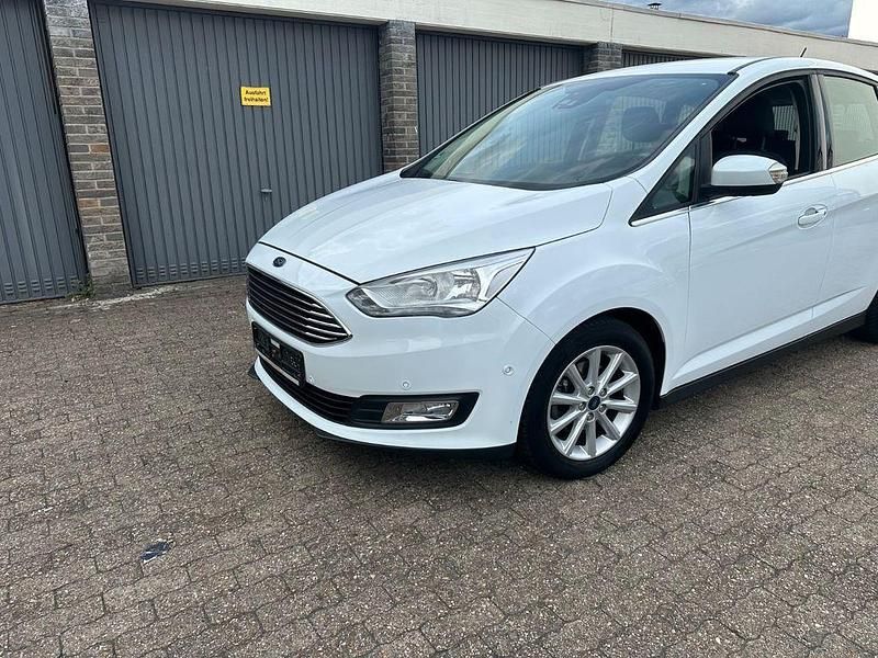 Gebraucht Ford C-MAX Titanium 101 PS (74 kW) 2018 Weiß Van / Kleinbus