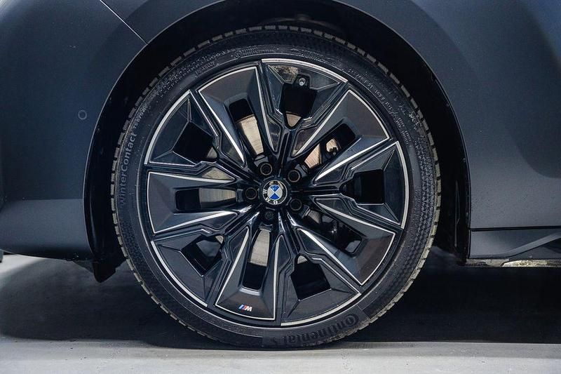 Gebraucht BMW 740 M Sport 286 PS (210 kW) 2023 Grau Limousine